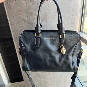 Alexander McQueen black medium tote bag with cross body strap